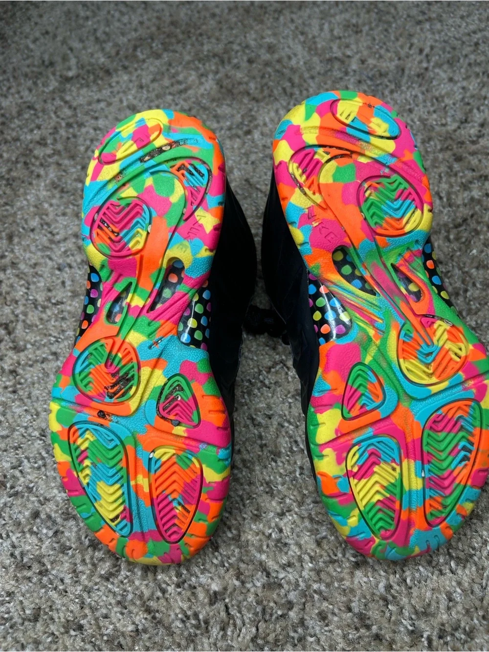 Nike youth Foamposite. Fruity Pebble Black.
